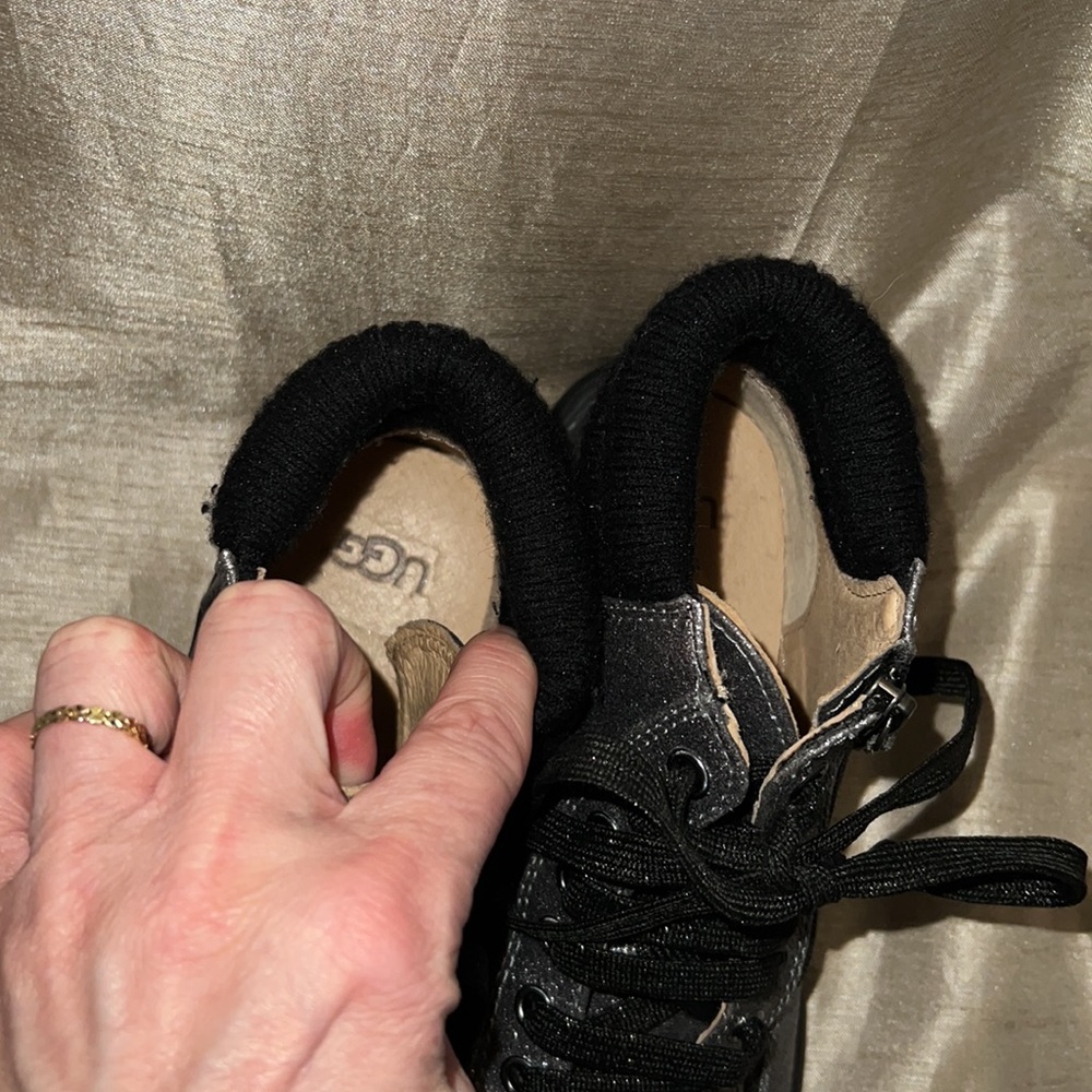 UGG olive gunmetal glitter sneakers shoes - Picture 4 of 8